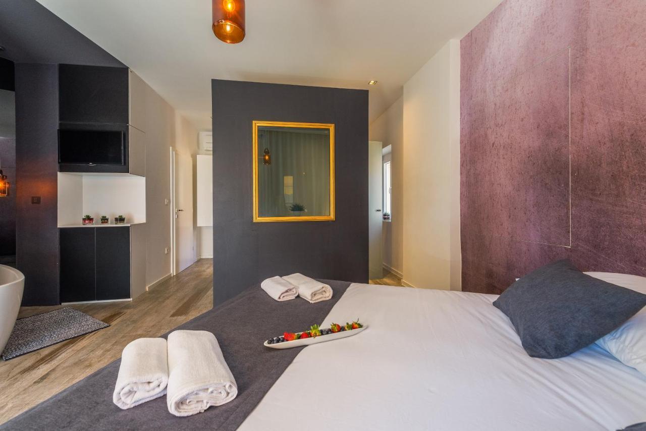 Central Rooms In Old Town By Belmont Realty Zadar Exterior photo