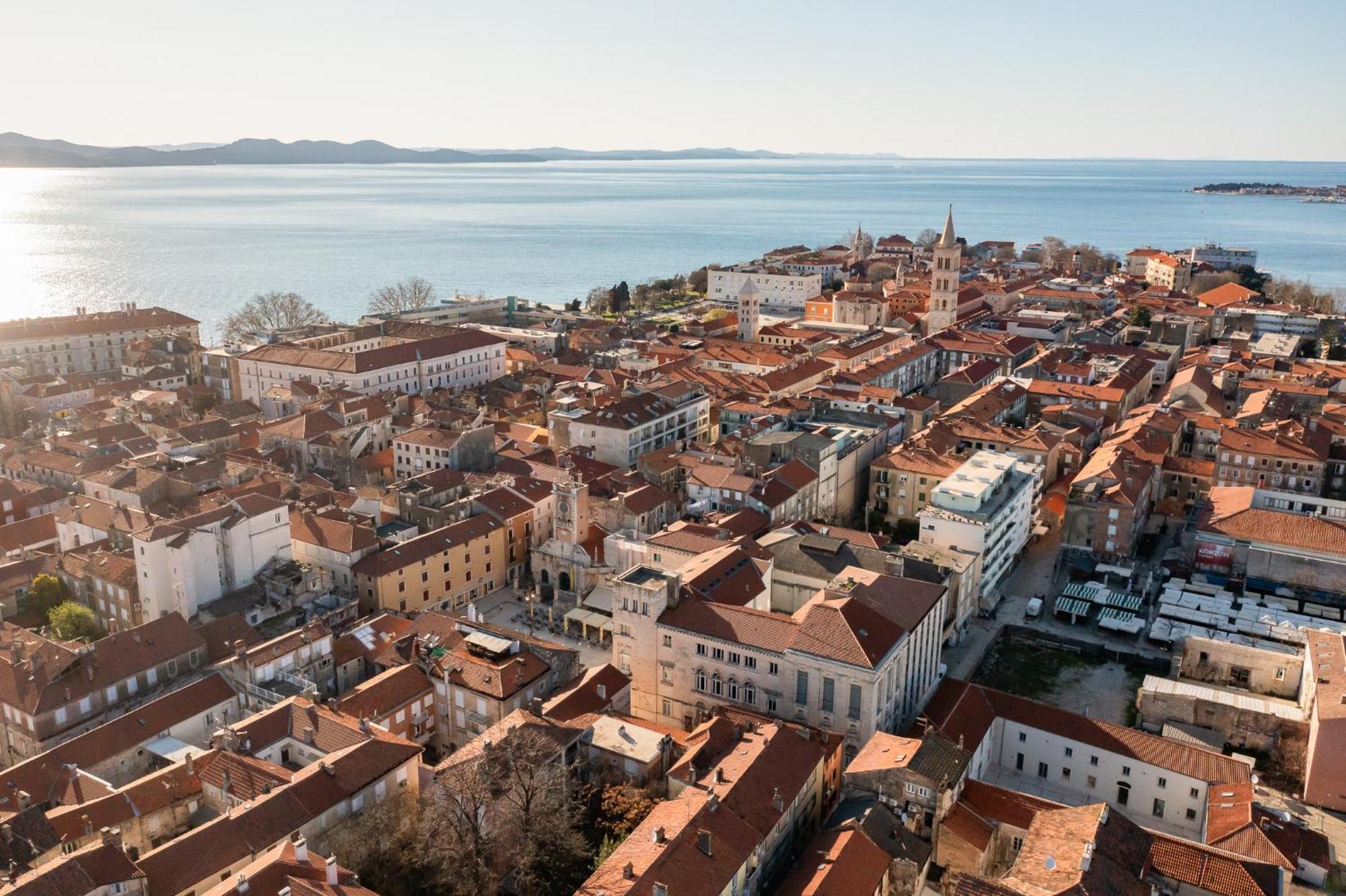 Central Rooms In Old Town By Belmont Realty Zadar Exterior photo