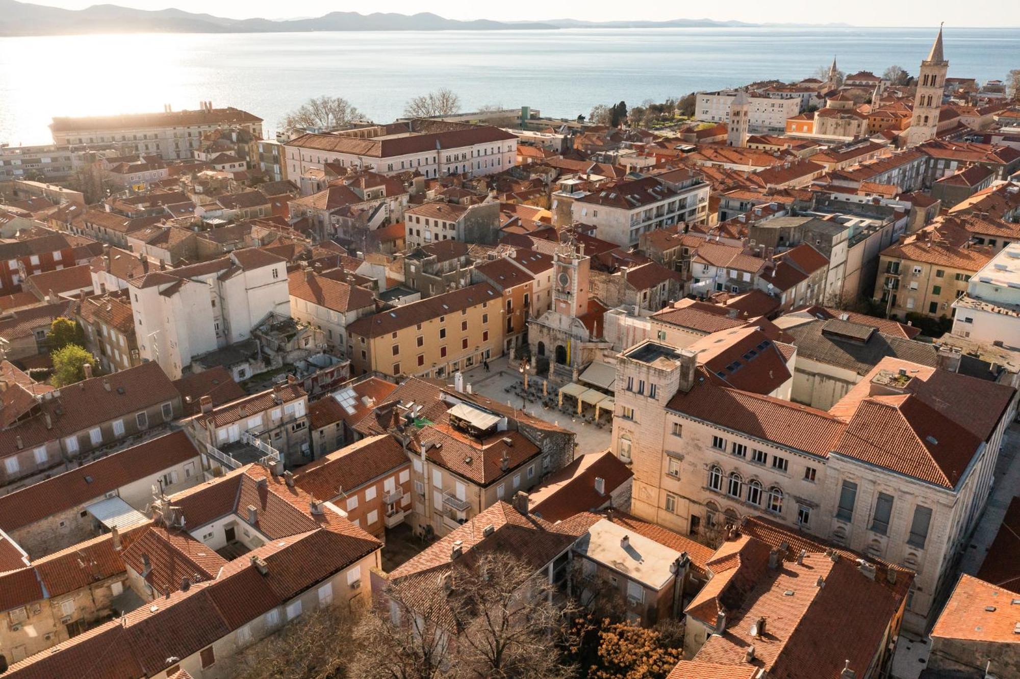 Central Rooms In Old Town By Belmont Realty Zadar Exterior photo